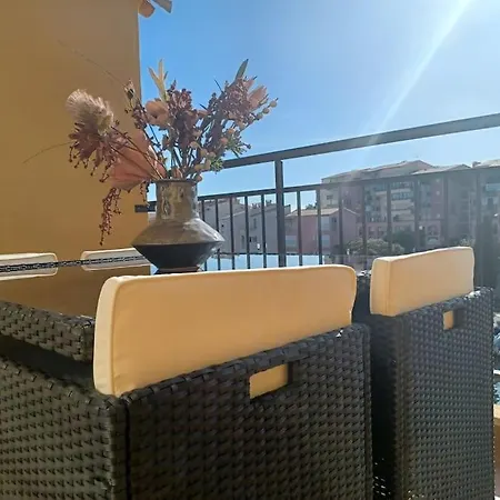 Appartement Cap'nomad Cote Port - Terrasse - Piscine - Parking *