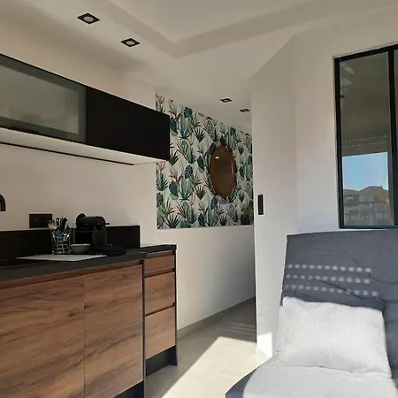 Cap'nomad Cote Port - Terrasse - Piscine - Parking Appartement *